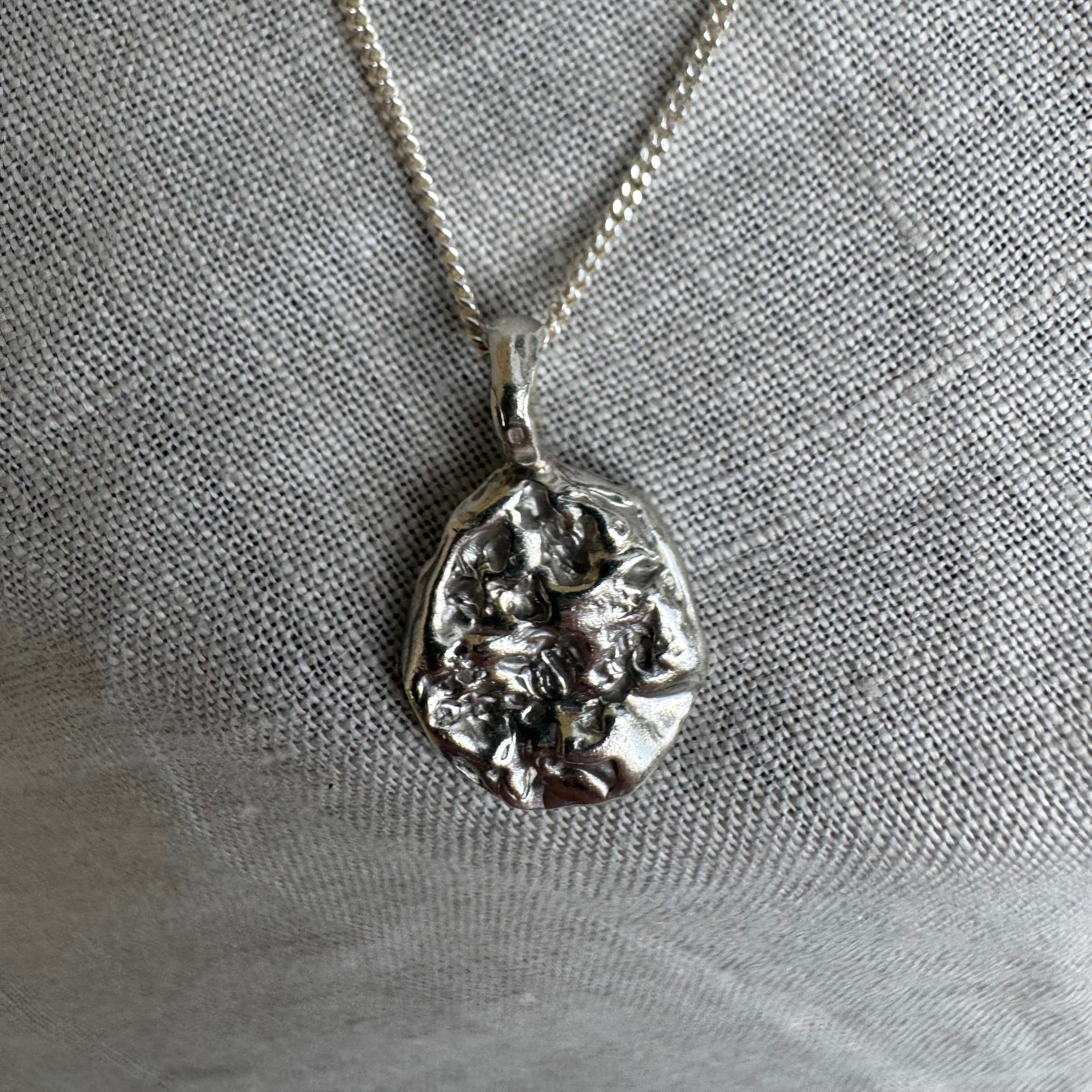 Drift Pendant