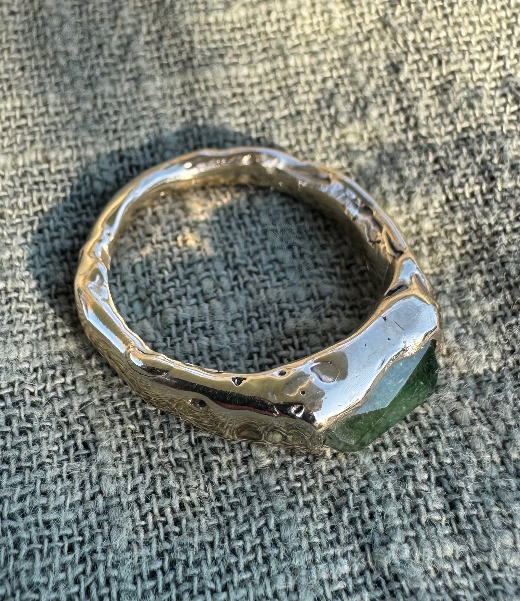 Basil Ring - 9ct