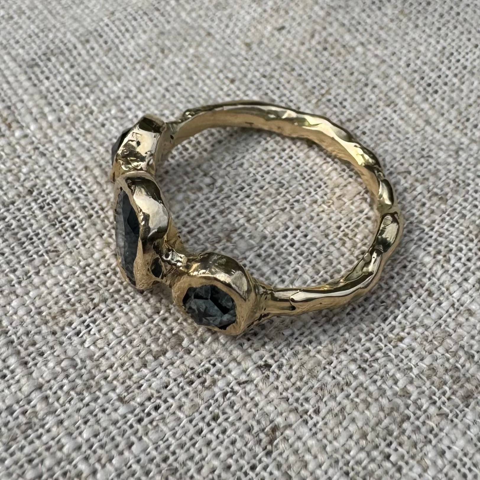 Isla Ring - 14ct