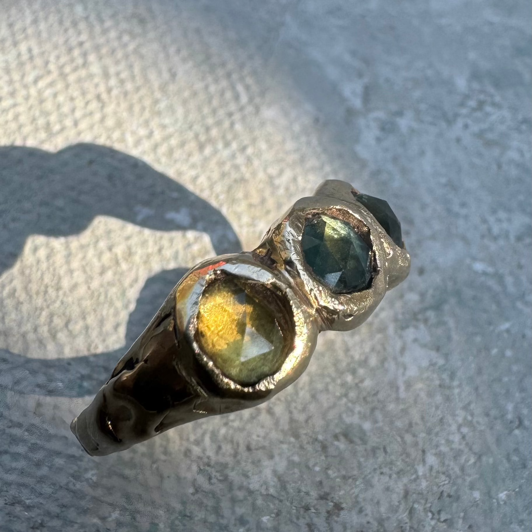 Cove Ring - 9ct