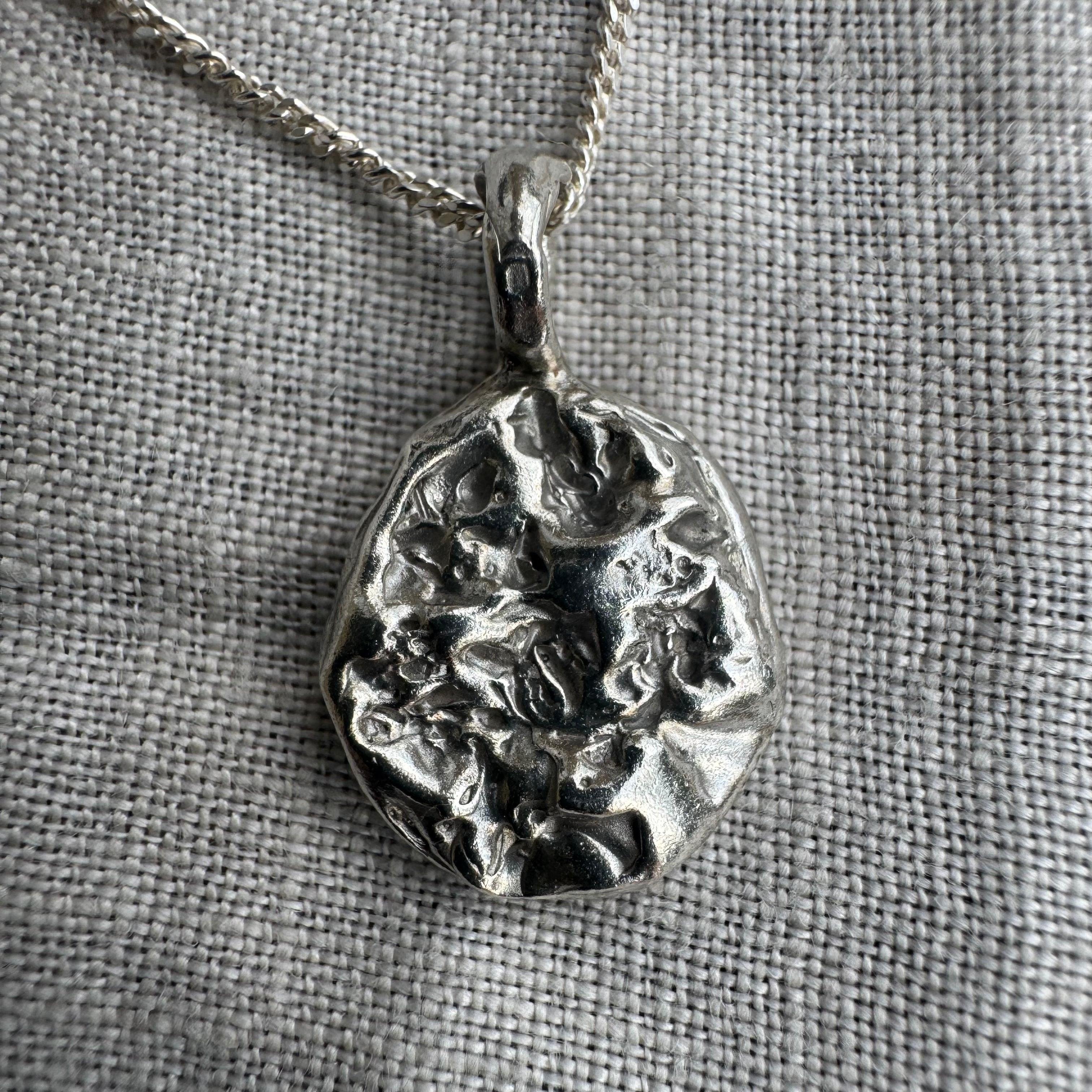 Drift Pendant