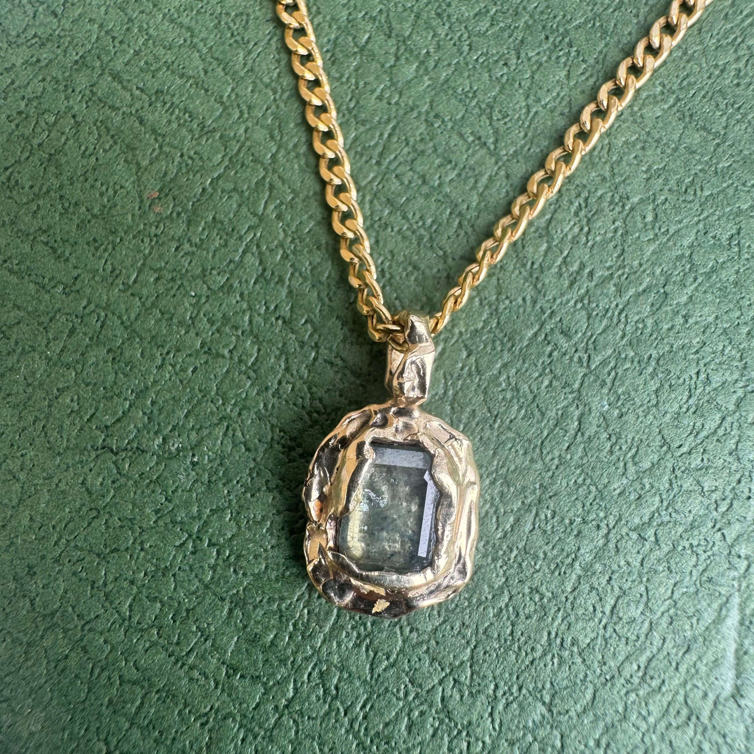 Rock Pool Pendant - 9ct